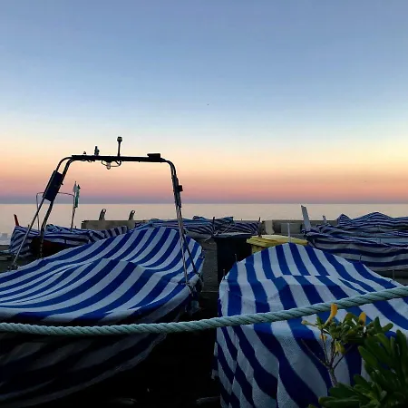 Lo Scrigno In Riva Al Mare A 2 Passi Dalle 5 Terre 010059-lt-0789