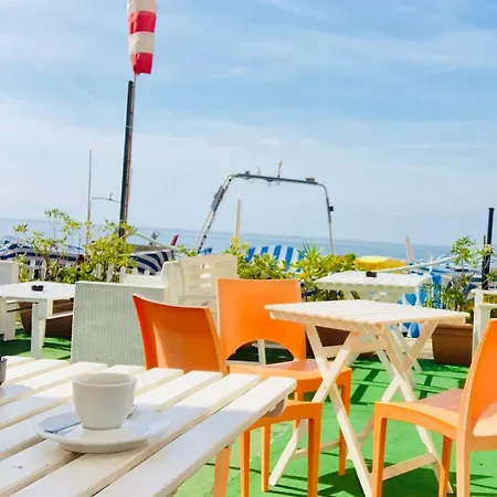 Lo Scrigno In Riva Al Mare A 2 Passi Dalle 5 Terre 010059-lt-0789 *